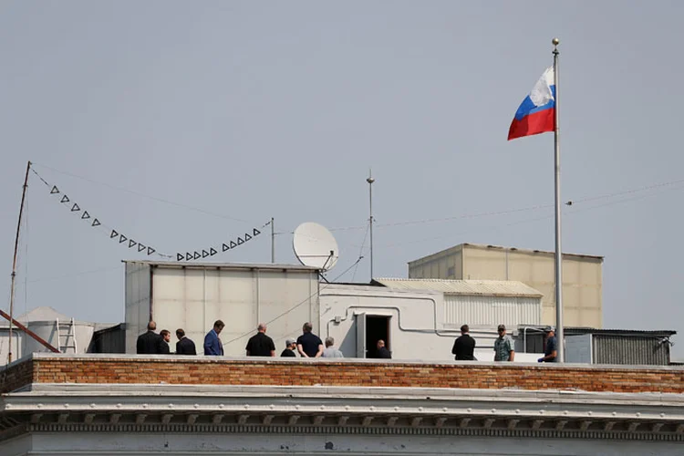 Consulado: os russos cumpriram com a ordem do governo de Donald Trump de deixar esses lugares em dois dias (Stephen Lam/Reuters)