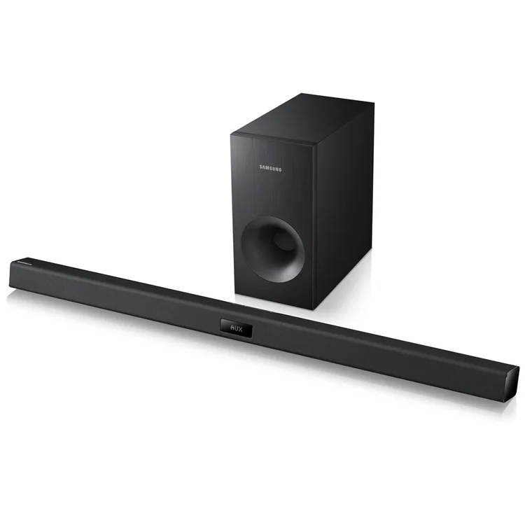 Soundbar é um acessório que amplia o palco sonoro, melhora a nitidez de diálogos e reforça os efeitos de ação e ambientação, criando uma experiência mais próxima da de um cinema (Samsung/Divulgação)