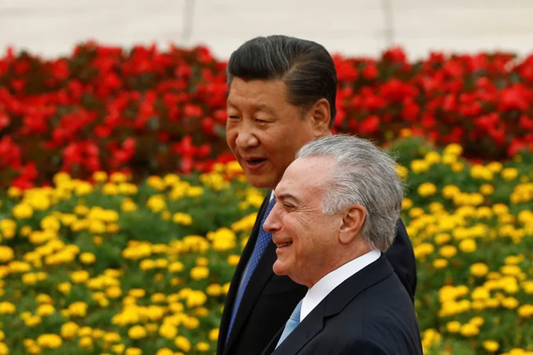 Temer e Xi: a China deve representar 24,3% das exportações brasileiras em 2017 – 126 bilhões de dólares (Thomas Peter/Reuters)