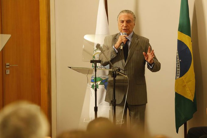 Em evento no Rio, Temer ignora nova denúncia de Janot