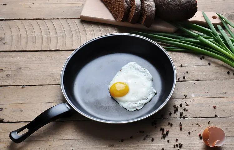 Ovo: é melhor comer o ovo todo ou só a clara? (sergeyvasiliev/Thinkstock)