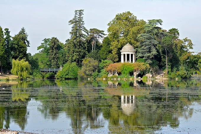 Parque em Paris terá área destinada ao nudismo