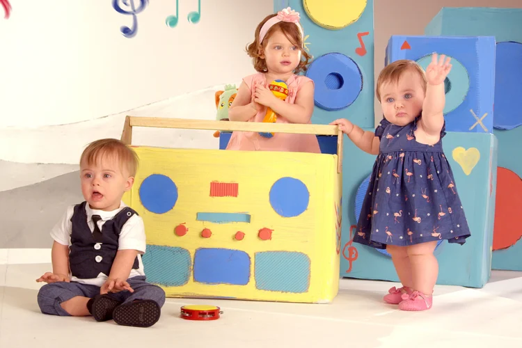 Propaganda da Tip Top, marca de roupas infantis (Foto/Divulgação)