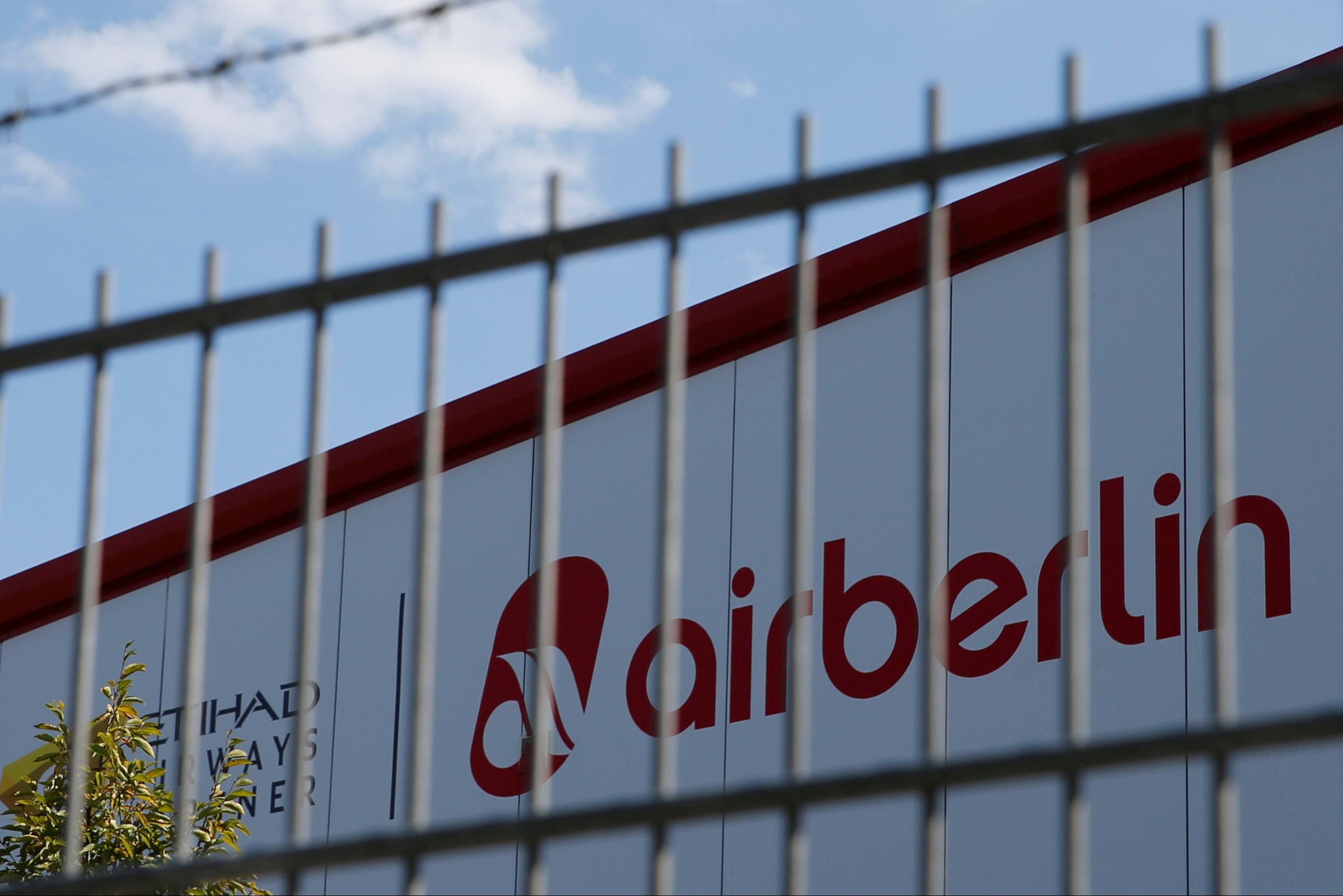 Insolvente, Air Berlin encerrará voos este mês