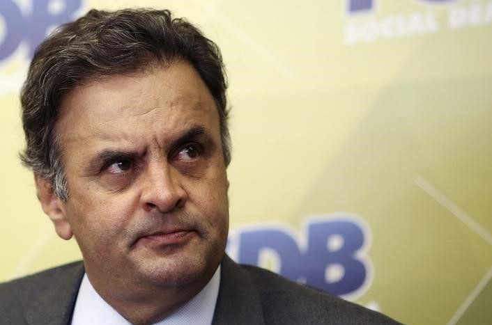 "Minha candidatura será decidida em Minas Gerais", diz Aécio