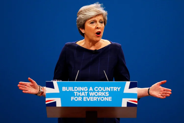 Theresa May: premiê reiterou que os cidadãos europeus que estão vivendo no Reino Unido são bem-vindos (Phil Noble/Reuters)