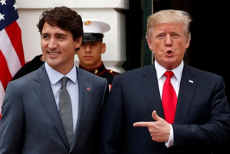 Trudeau e Trump: o primeiro-ministro disse que assinará acordo caso seja "bom" para seu país (Jonathan Ernst/Reuters)