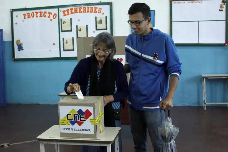 Venezuela: a oposição não reconhece os resultados devido às múltiplas irregularidades que já denunciou durante a campanha (Carlos Eduardo Ramirez/Reuters)