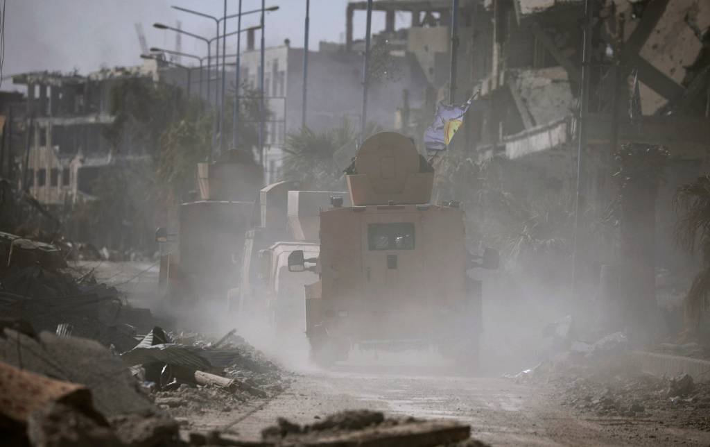 Batalha na cidade síria de Raqqa deixou 3.273 mortos