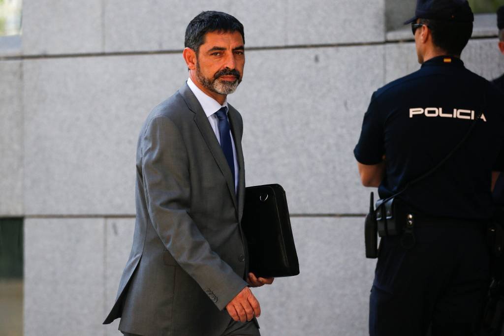 Procuradoria exige prisão de chefe de polícia da Catalunha