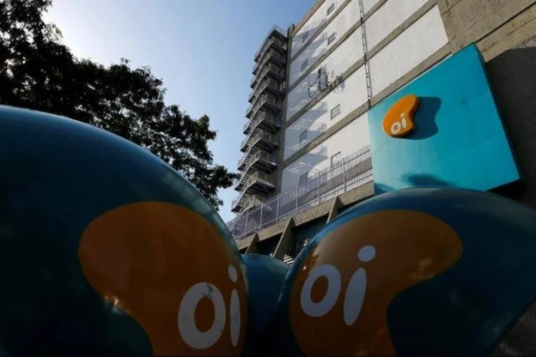 Oi: há receio de que regiões do país fiquem sem serviços de telefonia fixa prestados pela operadora no ano que vem (Sergio Moraes/Reuters)