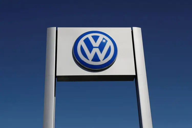 Volkswagen: promotores da cidade de Braunschweig revistaram 13 escritórios na sede da empresa em Wolfsburg no começo de março (Stephen Lam/Reuters)