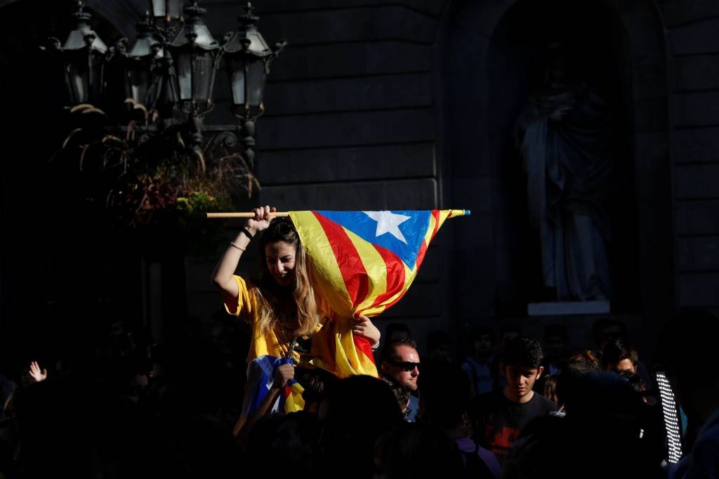 Partido catalão ameaça deixar governo se líder convocar eleição