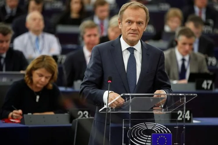 Tusk também pediu que a Espanha privilegie "a força do argumento, e não o argumento da força" (Christian Hartmann/Reuters)