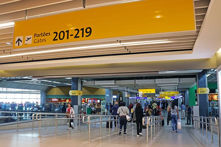 IMAGEM DE ARQUIVO DO AEROPORTO DE GUARULHOS: o Cade abriu processo contra distribuidoras de combustível e a administradora do Aeroporto Internacional de Guarulhos, em São Paulo (Karin Salomão/Site Exame)