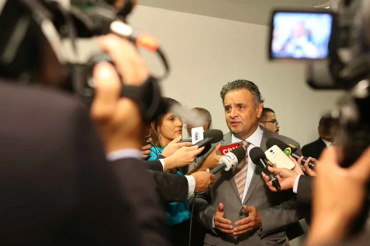 Aécio: A omissão do STF reduz a pó o receio de senadores e deputados de contrariar a Justiça