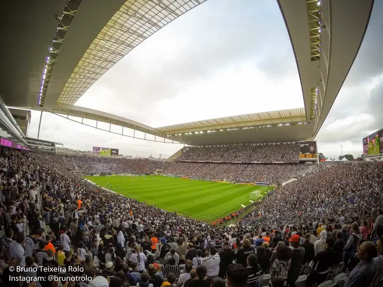 Dívida total corintiana também cresceu. De R$ 448,4 mi para R$ 481,8 mi (Bruno Teixeira Rolo/Instagram)