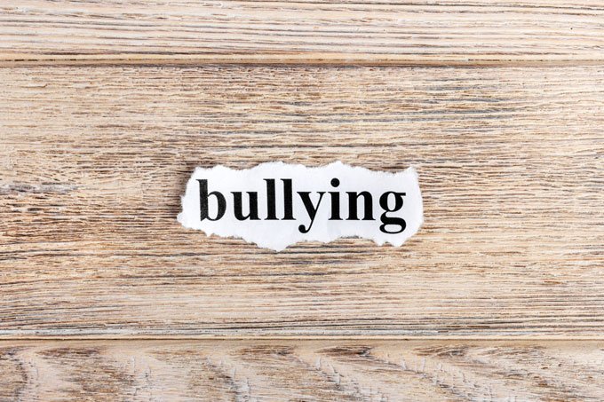 Sem fiscalização, lei antibullying engatinha no país