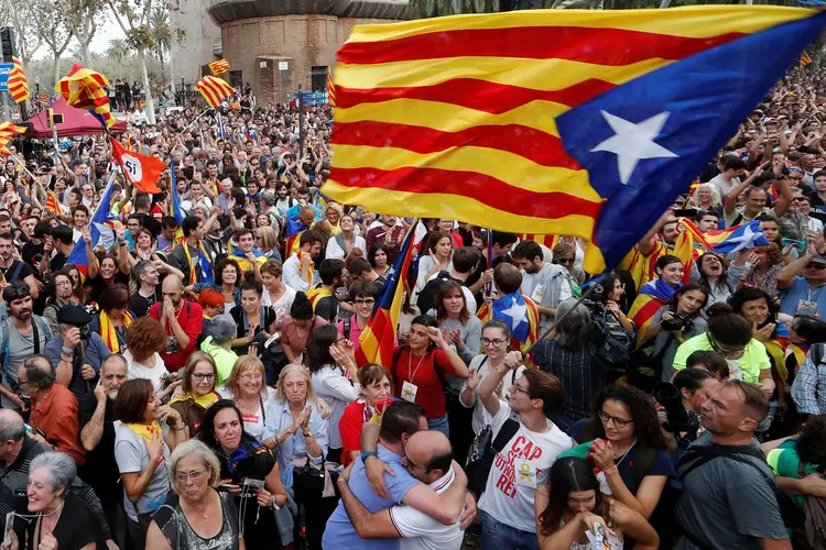 Crise: o chefe do governo espanhol, Mariano Rajoy, ordenou na sexta-feira a destituição do presidente independentista da Catalunha (Yves Herman/Reuters)
