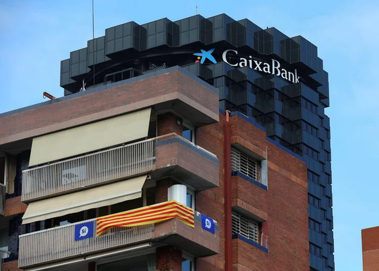 SEDE DO CAIXABANK, EM BARCELONA: o banco anunciou que vai se mudar para Valência  / Albert Gea/ Reuters