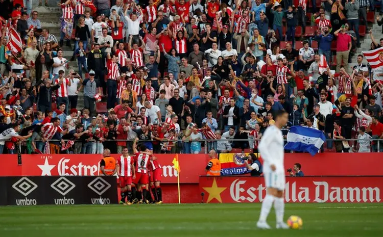 GIRONA VS. REAL MADRID: time do deposto Charles Puigdemont venceu o Real Madrid, de Mariano Rajoy, no domingo  / Albert Gea/ Reuters (Albert Gea/Reuters)