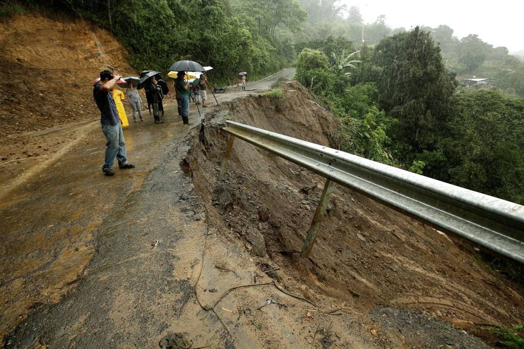 Tempestade tropical Nate deixa 2 mortos na Nicarágua