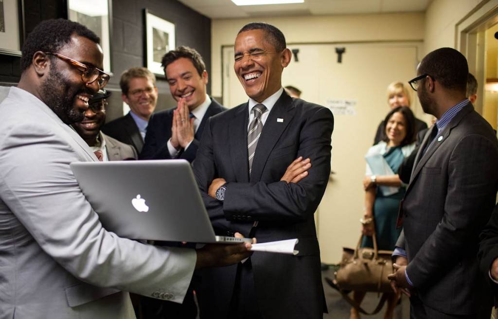 Redator de discursos cômicos de Obama conta bastidores em livro