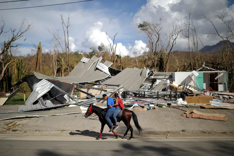 Porto Rico: "O número é grande porque é uma catástrofe grande, é possivelmente a maior na história de Porto Rico" (Carlos Barria/Reuters)