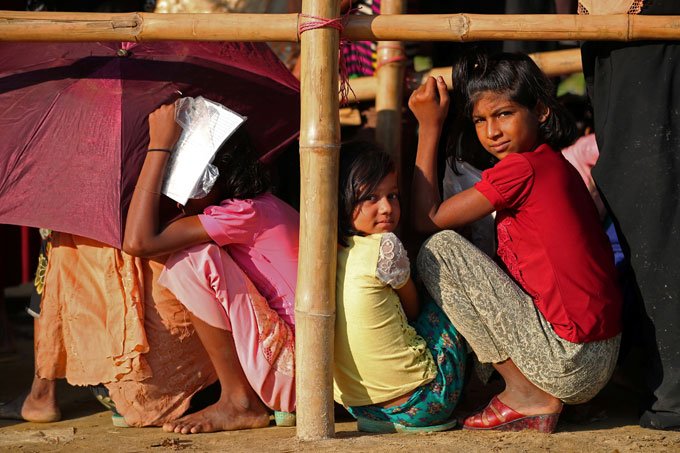 Crise dos refugiados rohingya é a pior desde 1990, diz ONU