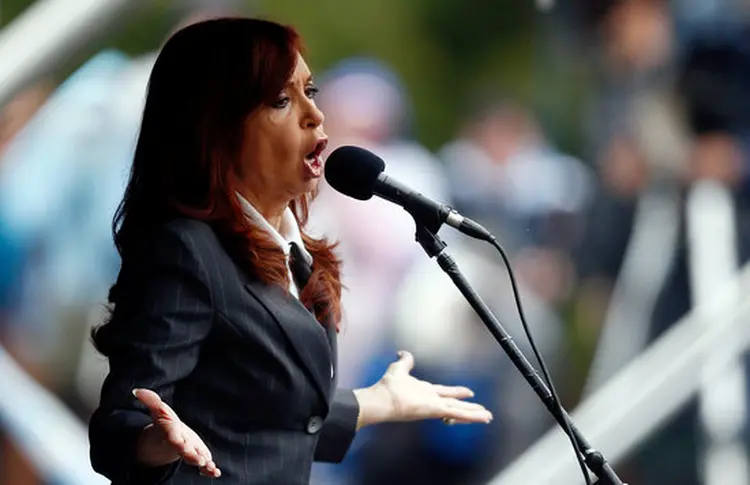 Kirchner, atualmente senadora, é investigada em uma dúzia de casos de corrupção (Marcos Brindicci/Reuters)