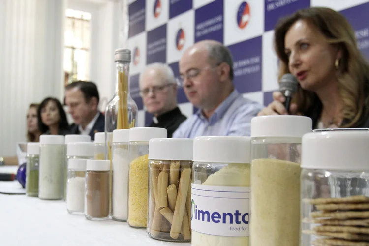 Farinata: o composto alimentar será distribuído em escolas a partir deste mês (Heloisa Ballarini/SECOM/Prefeitura de São Paulo/Divulgação)