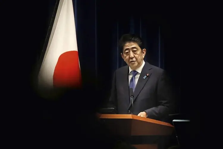 O primeiro-ministro japonês, Shinzo Abe: seu partido Liberal Democrata lidera as pesquisas de intenção de voto nas eleições do dia 22 | Toru Hanai/ Reuters /  (Toru Hanai/Reuters)