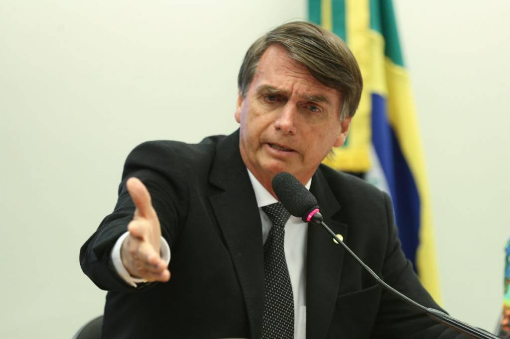 Jair Bolsonaro: ""Isso é uma insanidade. Beira a loucura (...). Eu teria sido massacrado, e de forma justa" (Fabio Rodrigues Pozzebom/Agência Brasil/Agência Brasil)
