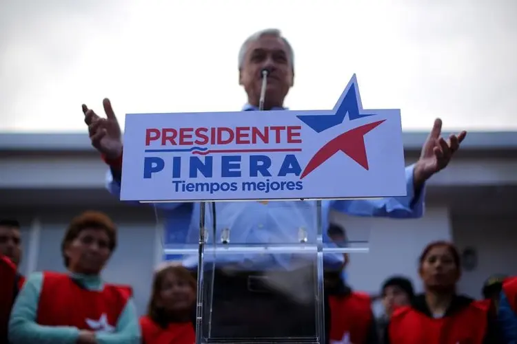Piñera: "Piñera fez uma campanha na qual fala como presidente, não como ex-presidente", disse uma estudante (Ivan Alvarado/Reuters)