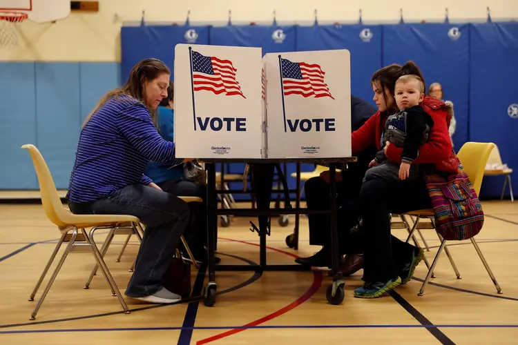 Eleição nos Estados Unidos: Postagens eram falsamente atribuídas a membros do Partido Democrata (Aaron P. Bernstein/Reuters)
