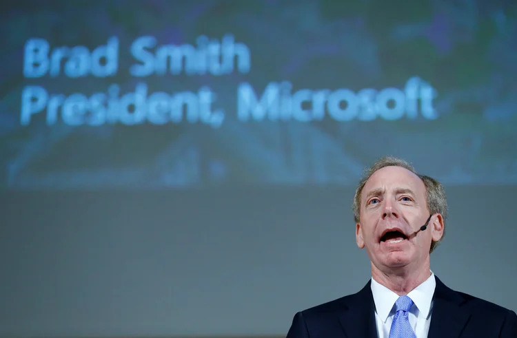 Brad Smith: "Vemos nações atacando civis, inclusive em tempos de paz. É preciso pensar o que um ataque pode fazer com as vidas das pessoas" (Denis Balibouse/Reuters)
