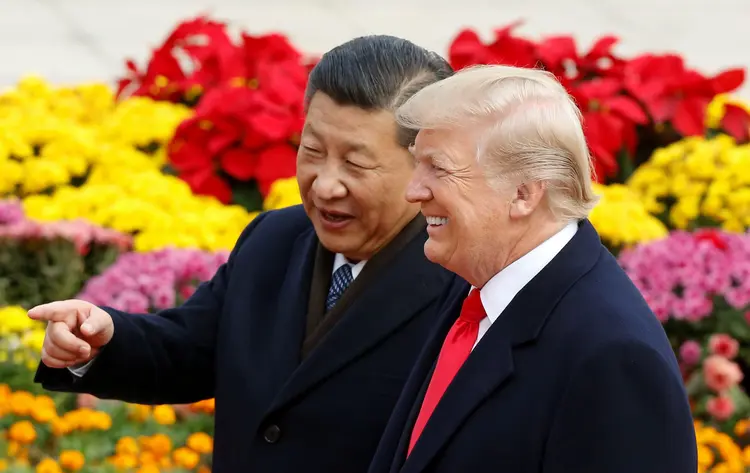 Presidente dos Estados Unidos, Donald Trump, e presidente da China, Xi Jinping, durante cerimônia em Pequim (Thomas Peter/Reuters)