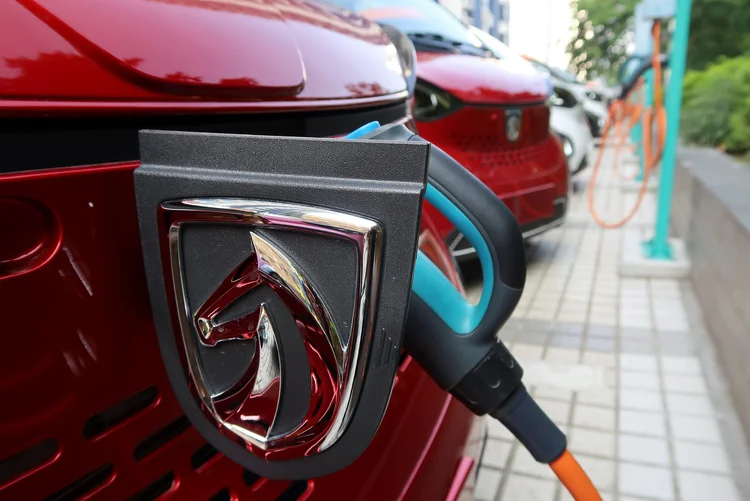 A GM está buscando desenvolver uma plataforma de veículos elétricos totalmente nova (Norihiko Shirouzu/Reuters)
