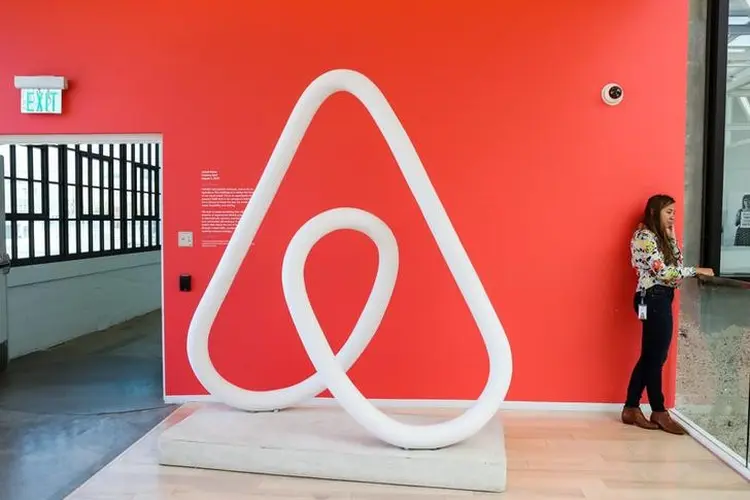 Airbnb: as empresas se recusaram a divulgar o preço e os termos do negócio (Gabrielle Lurie/Reuters)