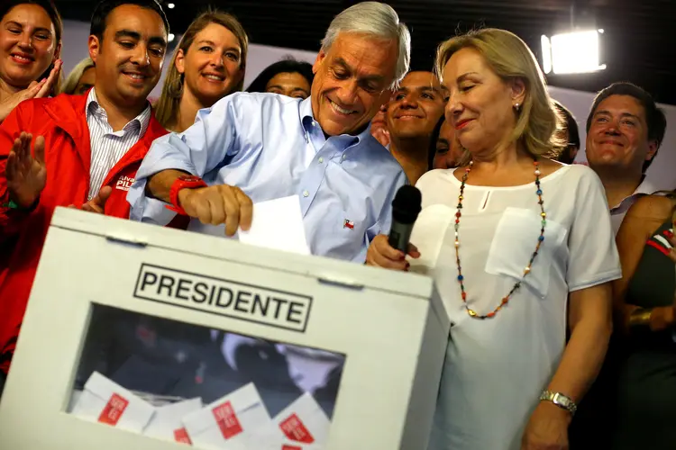 Piñera: o segundo turno será realizado no dia 17 de dezembro (Ivan Alvarado/Reuters)