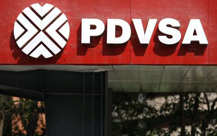 PDVSA: prazo para cancelar esses títulos vencia entre esta sexta e o próximo domingo (Marco Bello/Reuters)