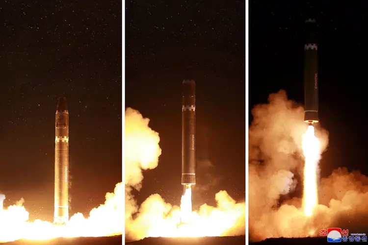 Coreia do Norte divulga fotos do seu último teste de um míssil intercontinental (KCNA/Reuters)