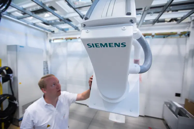Healthineers: unidade de equipamentos médicos da Siemens (Krisztian Bocsi/Bloomberg)