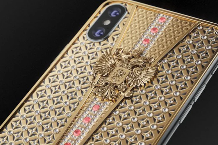 iPhone X “Imperial Crown”, da fabricante russa Caviar (Caviar/Divulgação)