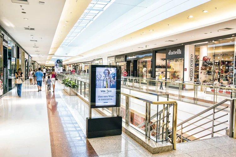 Shopping em São Paulo: menor disposição para itens supérfluos | Ale Ruaro/Pulsar Imagens / 