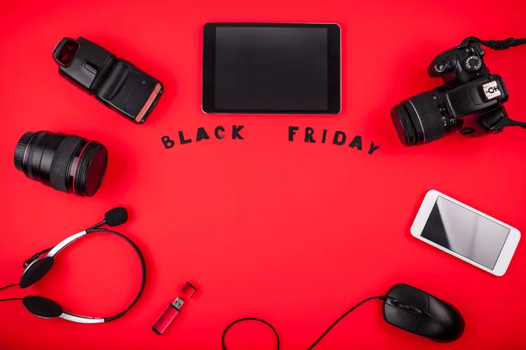 Black Friday: data é oportunidade para compra de eletrônicos (Maryviolet/Thinkstock)