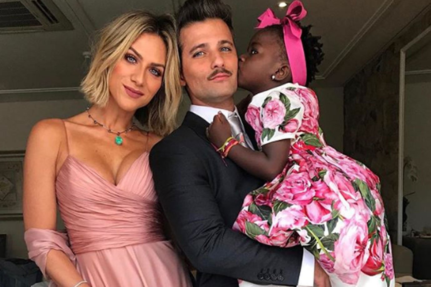 Giovanna Ewbank explica por que não adotou filha no Brasil