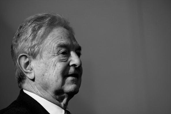 George Soros: aos 89 anos, bilionário disse que vivemos uma crise sem precedentes (Miguel Villagran/Getty Images)