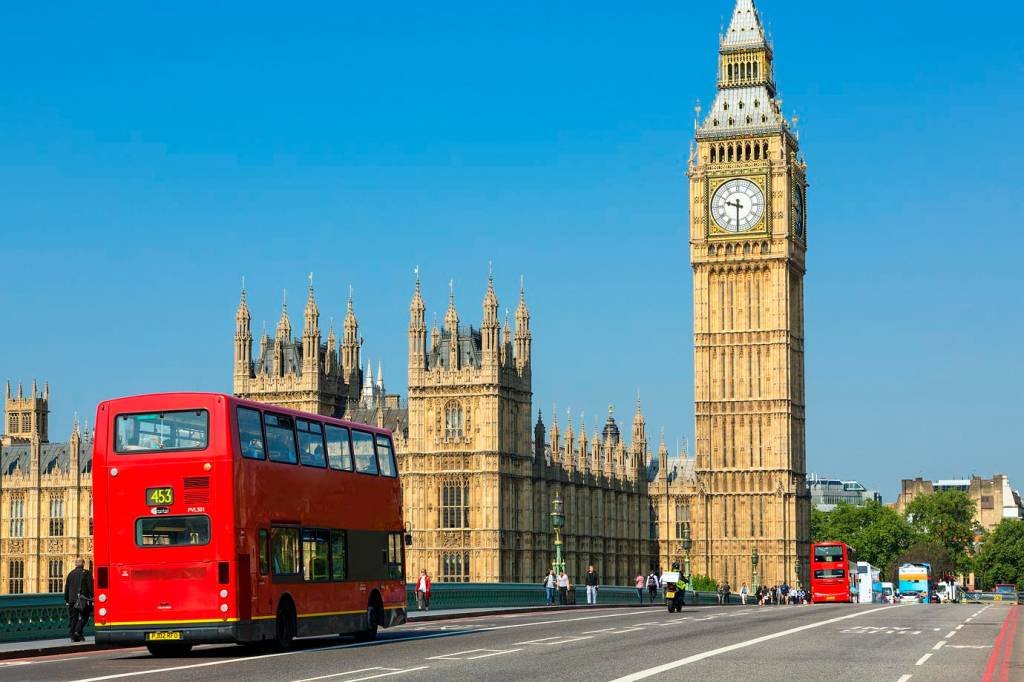 Ônibus de Londres rodarão com combustível de borra de café