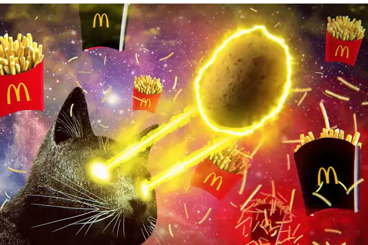 McDonald's: o "memético" filme chama a atenção das pessoas para a Black FrYday do Mc (McDonald's/YouTube/Divulgação)